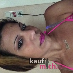 neumaia Escort Straelen