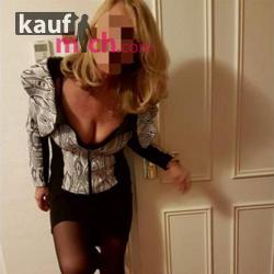 Melly1 Escort undefined